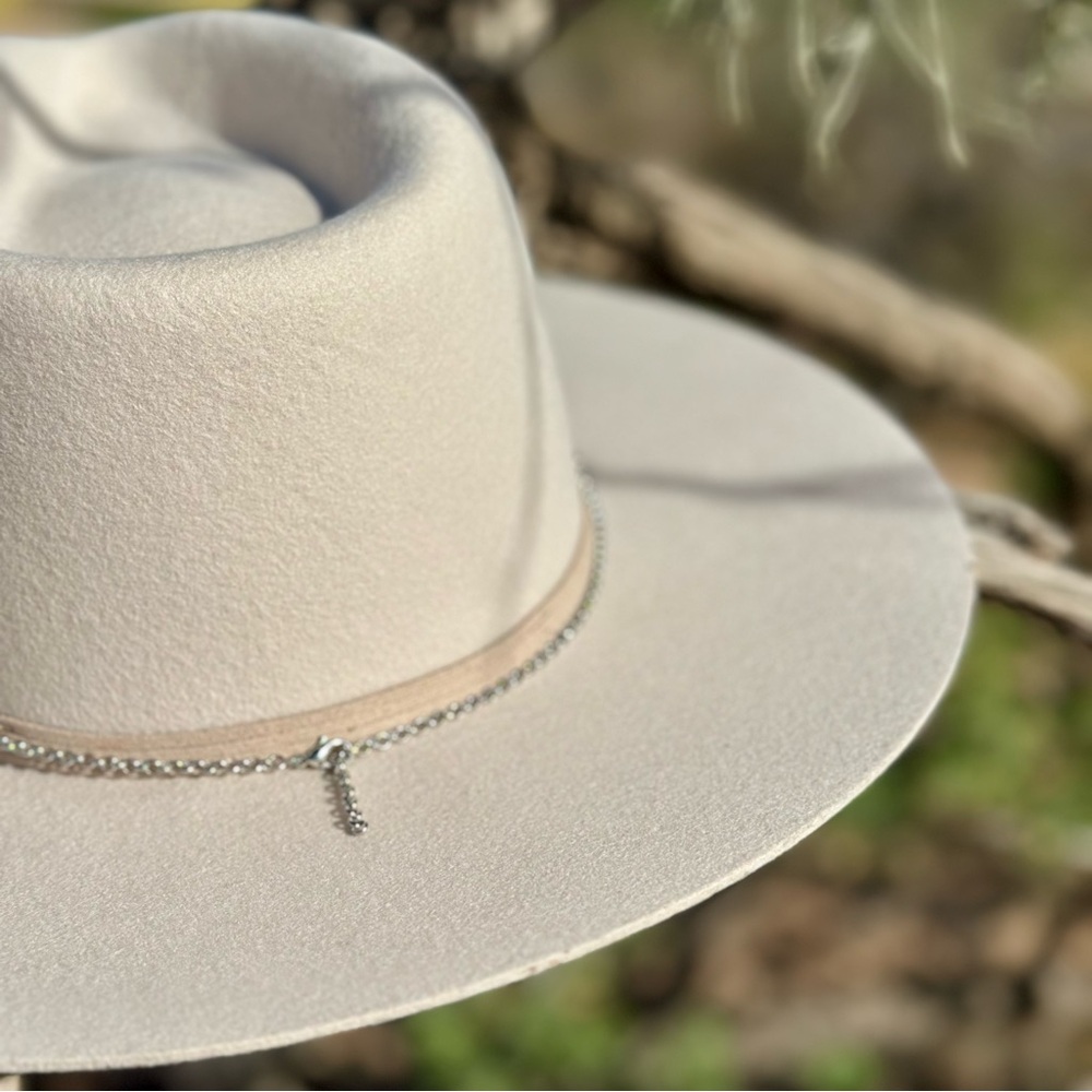 Freshwater Pearl and Red Coral Hat Band - Picture 5 of 9